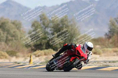 media/Oct-13-2025-Moto Forza (Mon) [[a66d839500]]/2-A Group/Session 4 Turn 7/